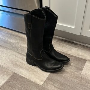 Born ladies like new all leather western boots